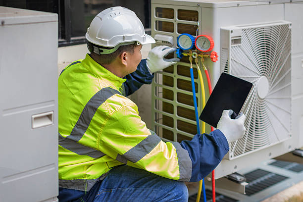 Professional Ac Installation technician working in Pineville, PA